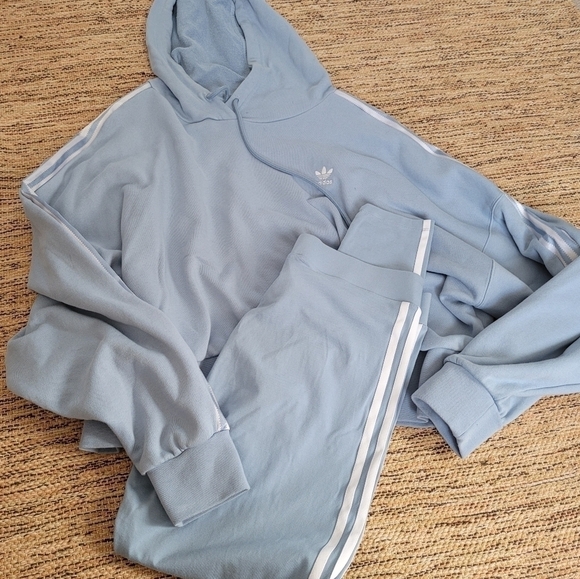 ADIDAS Originals Cropped Hoodie with Satin Tape | size LARGE - Picture 7 of 7